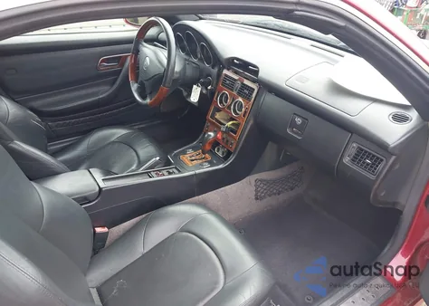 2001 Mercedes-Benz Slk 320 z USA, uszkodzony, nr VIN WDBKK65F11F201809